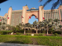 阿布扎比公司注冊代理甄選指南：避開陷阱，選對伙伴